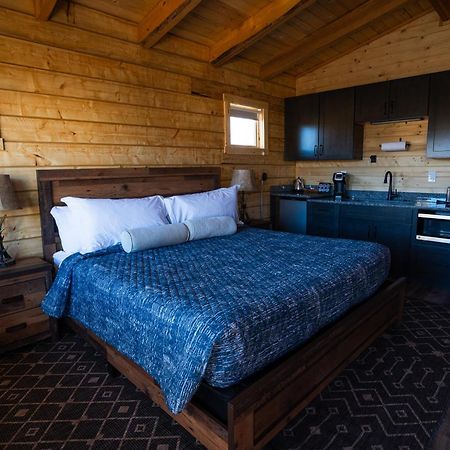 Muddy Creek Mining Company Villa Hanksville Екстериор снимка
